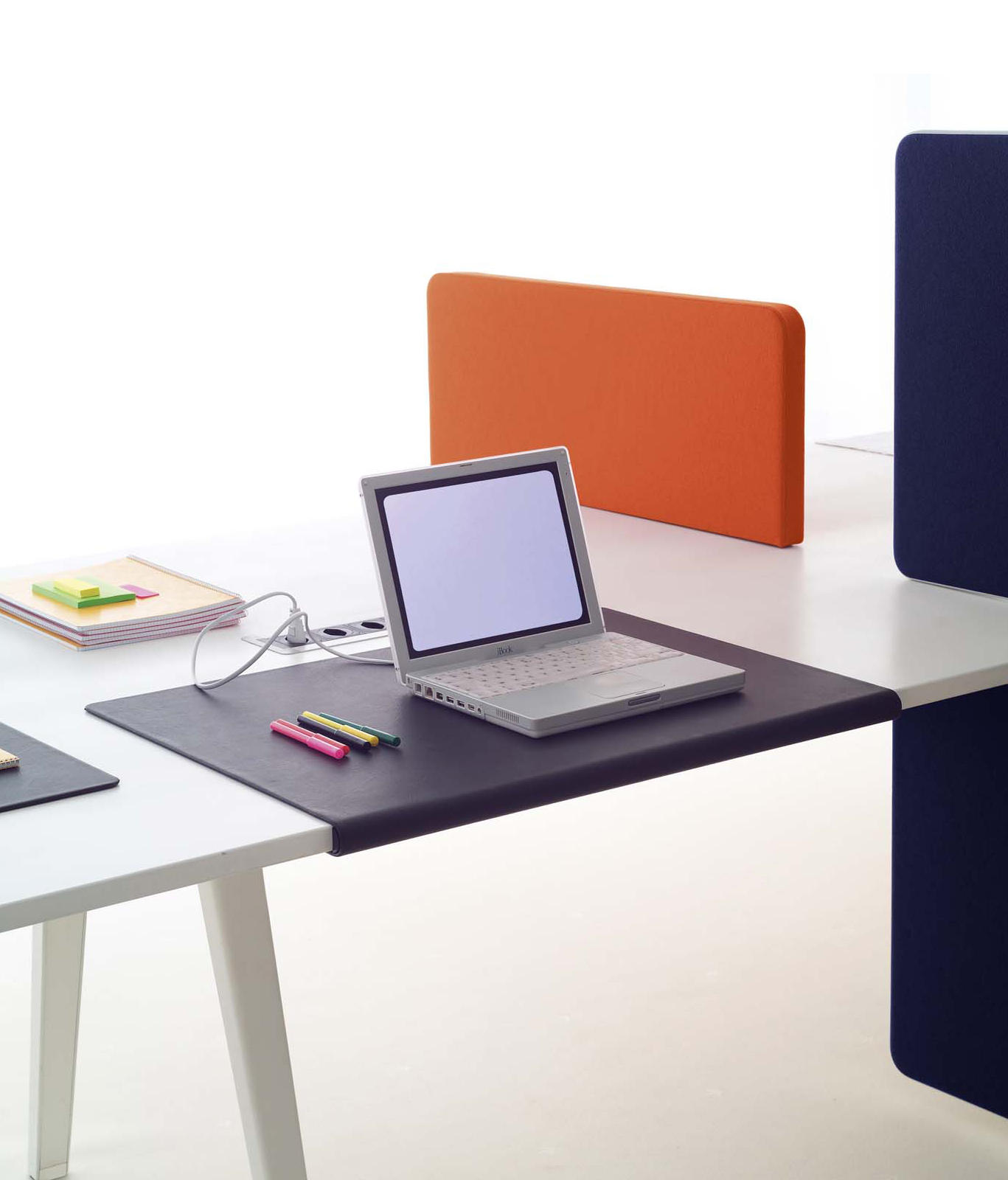 办公屏风|办公屏风系统|办公火狐官方网站|火狐HUOHU（中国）火狐官方网站|Joyn 桌面组合办公台